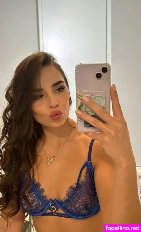 Milan Cheek OnlyFans Thumbnail #1L06LzvMJX