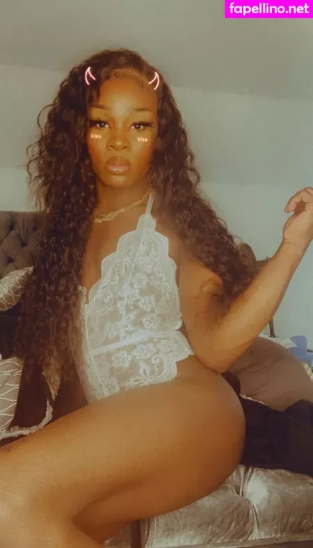 Milan Dior OnlyFans Thumbnail #IgH4wPqNSN