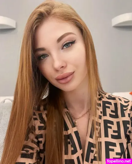 Milana Qu OnlyFans Thumbnail #Sf3voeGUJE
