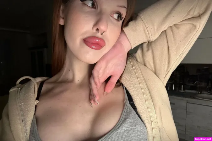 Milana Ts OnlyFans Thumbnail #HqwpPAWBV8