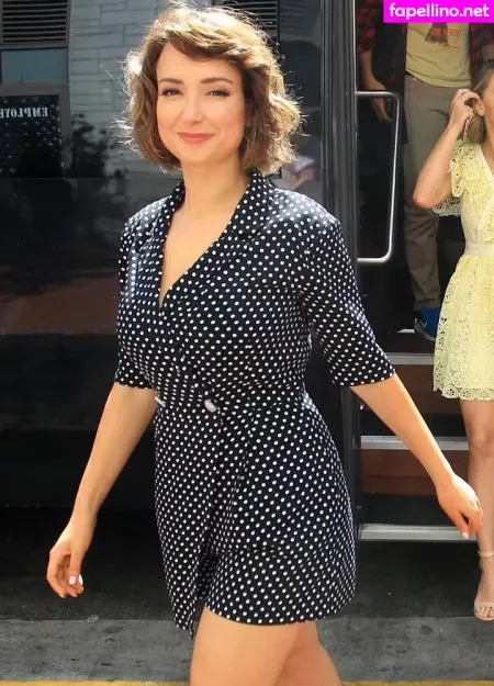 Milana Vayntrub OnlyFans Thumbnail #4pp39x1kgQ