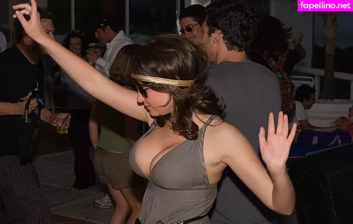 Milana Vayntrub OnlyFans Thumbnail #ctVYvSOxau