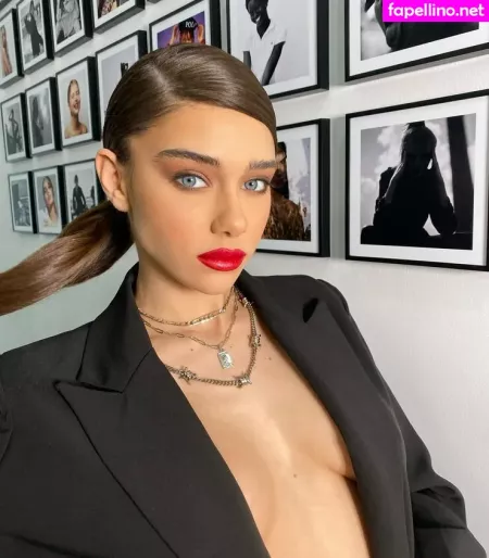 Milana Vino OnlyFans Thumbnail #prgvEHw7wO