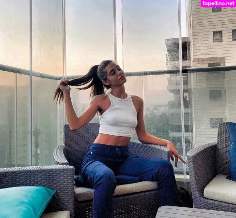 Milana Vino OnlyFans Thumbnail #wmP1gkkpug