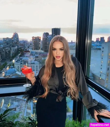 Milanadream OnlyFans Thumbnail #cwEIQGgKa2