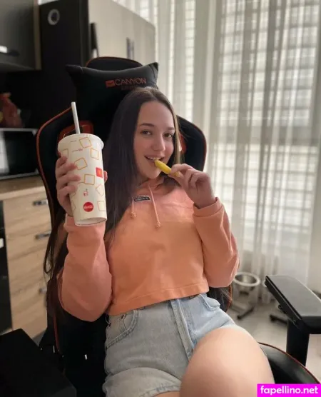Milanahotie OnlyFans Thumbnail #msTofio2qm