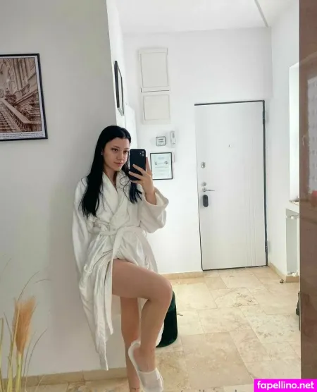 Milanaknowsbest OnlyFans Thumbnail #JkiM0CgnfX