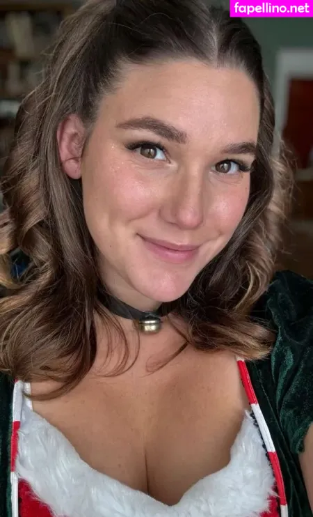 Milanka Bee Milanka Bee OnlyFans Thumbnail #477o6aak37