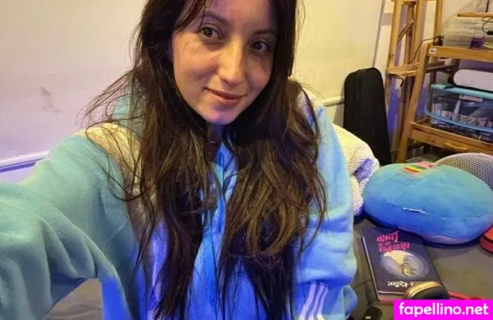Milaofficialmila OnlyFans Thumbnail #LAfi49VfDm
