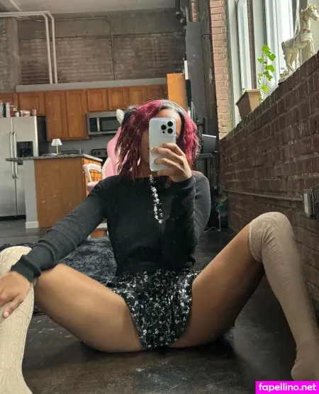 Milasapothecary OnlyFans Thumbnail #UWtGsF3cS5