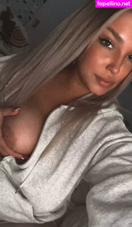 Milaskyy22 OnlyFans Thumbnail #BZUqnj1AAZ