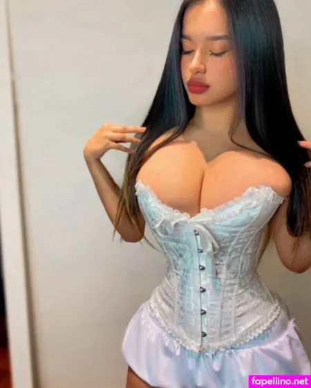 Mile Sanabria OnlyFans Thumbnail #2v2F8PxLjz