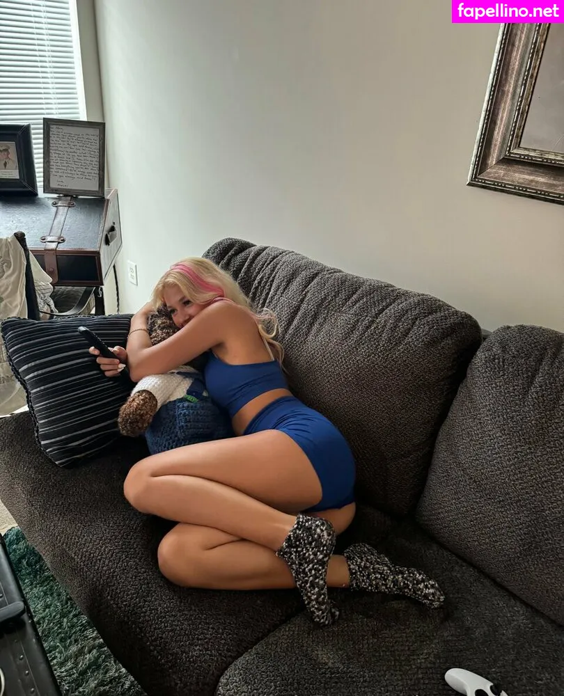 milenaaxoxo, milenaforadaca Nude Leaked OnlyFans Photo #EZbBdsg0Ay