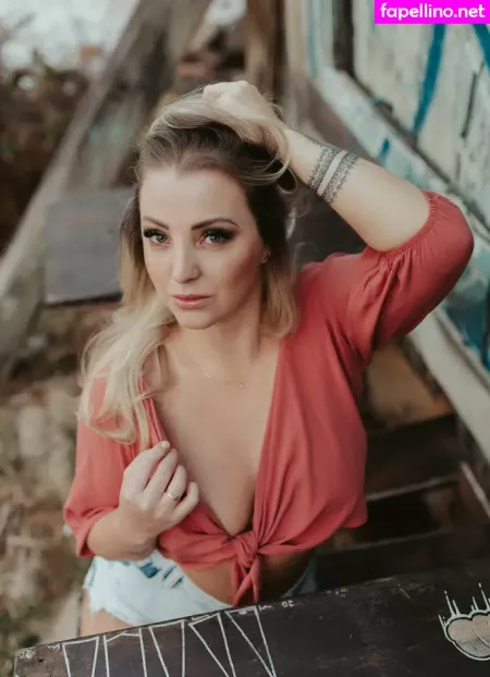 Milena Santos OnlyFans Thumbnail #Ngmlj8pdJM