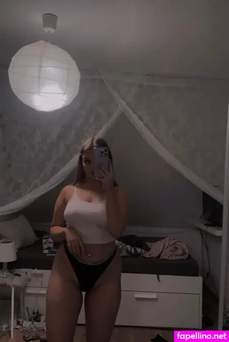 Milena Sing OnlyFans Thumbnail #NL7JSVK9g0