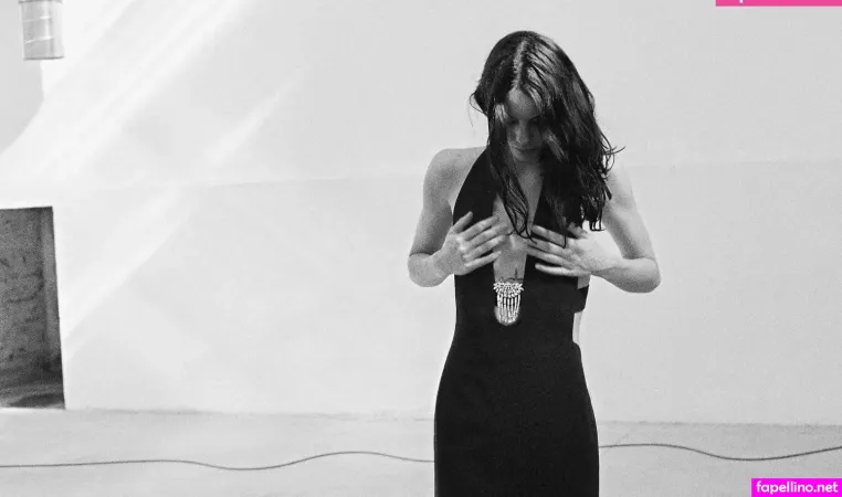 Milena Smit OnlyFans Thumbnail #43xSgeZtPP