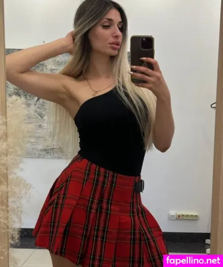 Milena Vaginovna OnlyFans Thumbnail #LmOB71Dh4s