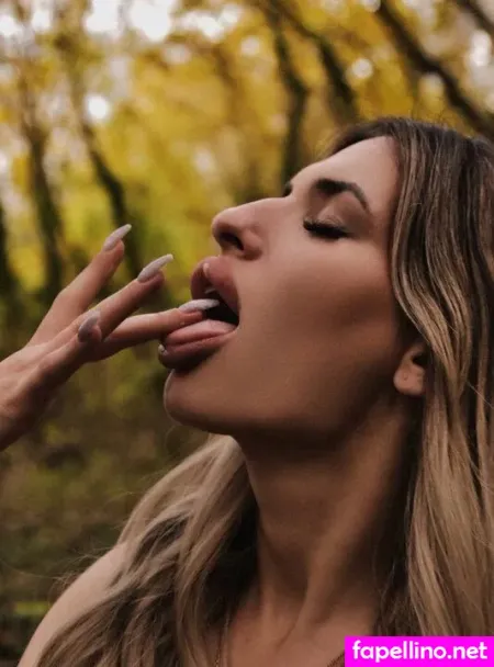 Milena Vaginovna OnlyFans Thumbnail #T8POmewi9i