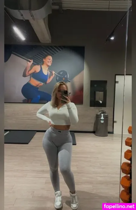 Milenaaax OnlyFans Thumbnail #FLmtjlfokH