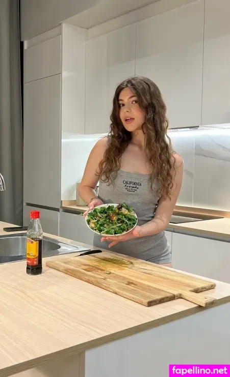 Milenar Belluci OnlyFans Thumbnail #Q5hBX2pJdW