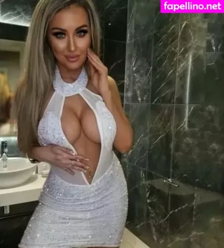 Milenka OnlyFans Thumbnail #h0bJsxtrHS