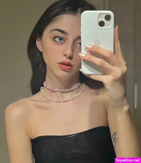 Milennadfiscella OnlyFans Thumbnail #DHZU5CYF9p