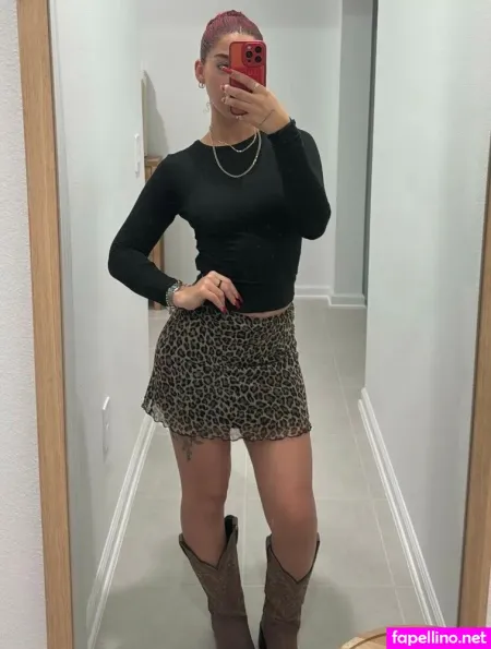 Miletti Gabrielaa OnlyFans Thumbnail #4qJ7WhFhWY