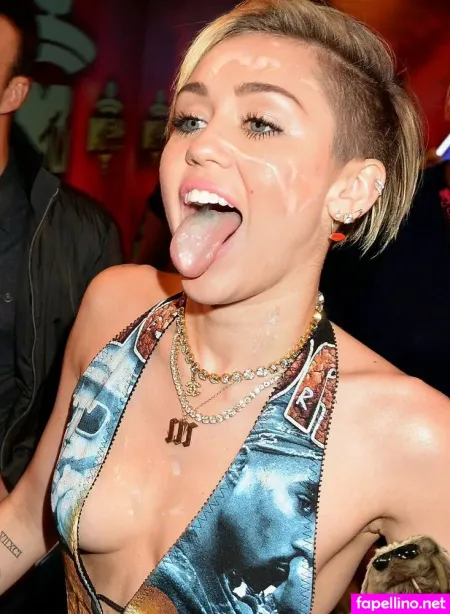 Miley Cyrus Fakes OnlyFans Thumbnail #kwPXQCEIw5