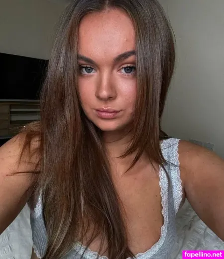 Miley Fallon 1 OnlyFans Thumbnail #NTNWWBEeiF