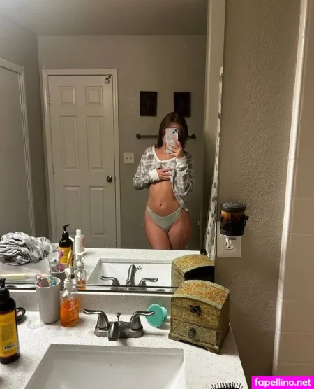 Mileyeilish 1 OnlyFans Thumbnail #1yPJatbiNO