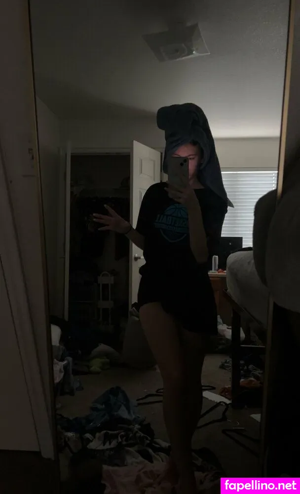 billieeilish, mileyeilish Nude Leaked OnlyFans Photo #7ay2ETNx8C