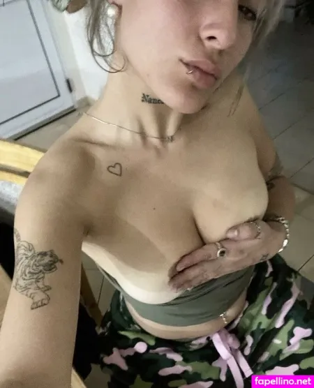 Mileynotcirus OnlyFans Thumbnail #c9ZMW7W5vO