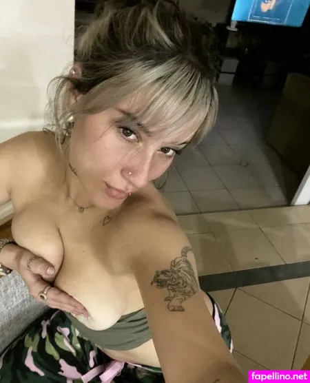 Mileynotcirus OnlyFans Thumbnail #iLvWMROeMg
