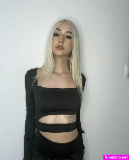 Mileywhite OnlyFans Thumbnail #qhWJZc8hL2