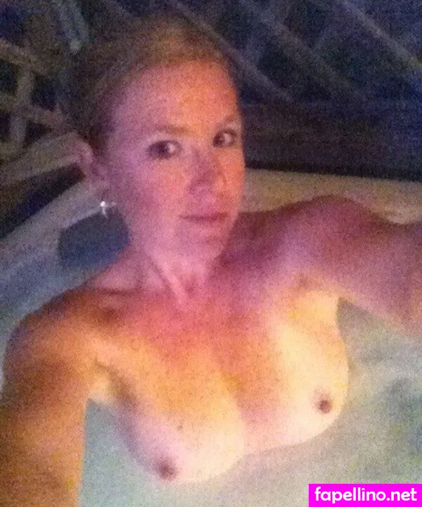 becsfit, wifeluvsposing1 Nude Leaked OnlyFans Photo #92oUPMJSCB