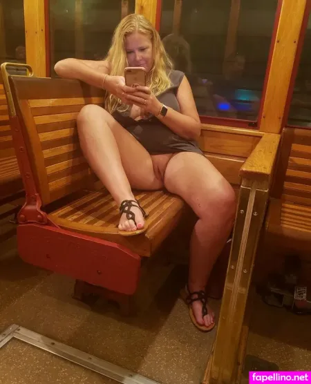 Milf Becca Main Profile Photo