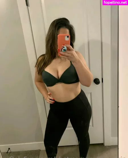 Milf Next Door OnlyFans Thumbnail #4hZ8IxcOZF