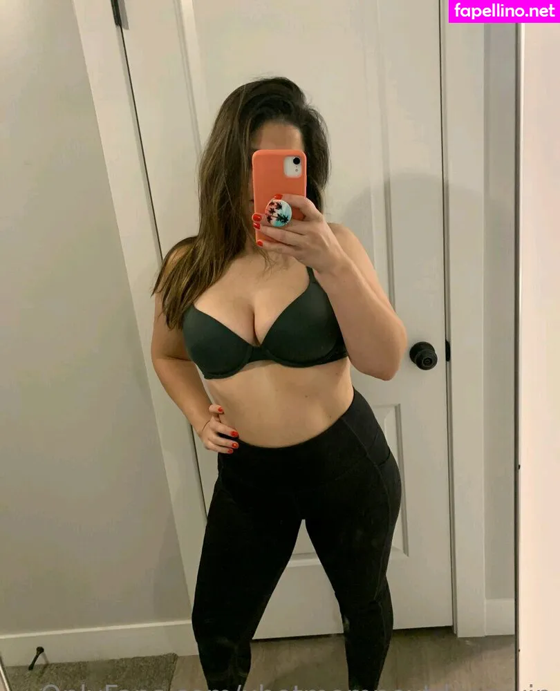 Hot Mom Next Door, xhotmomnextdoorx, xxMilfnextdoorx Nude Leaked OnlyFans Photo #4hZ8IxcOZF