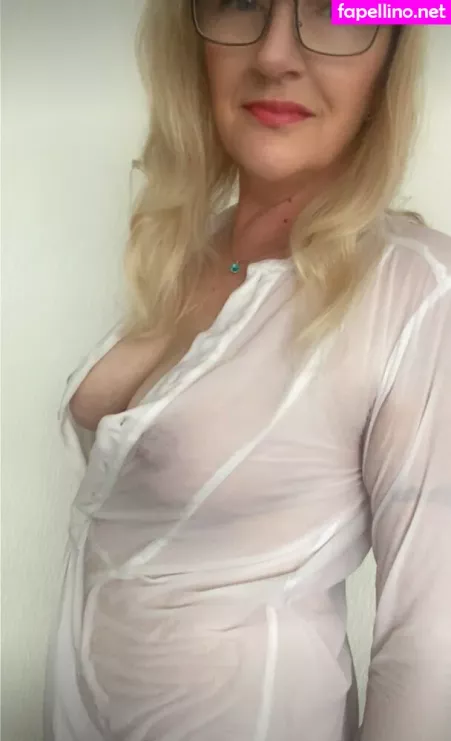 Milf Shelley OnlyFans Thumbnail #Yhy8Vc6cnS