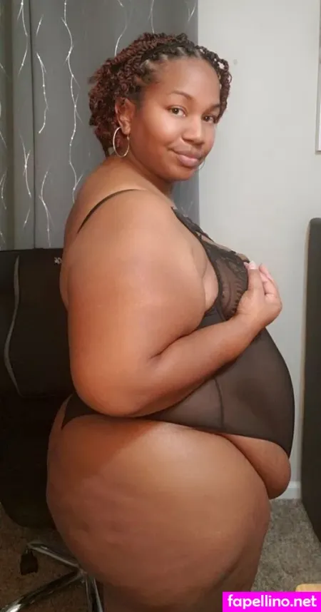 Milfchocolate69 OnlyFans Thumbnail #5YYykBkBID