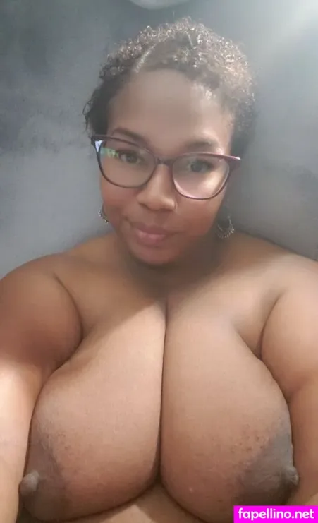 Milfchocolate69 OnlyFans Thumbnail #ulrwASgW8T