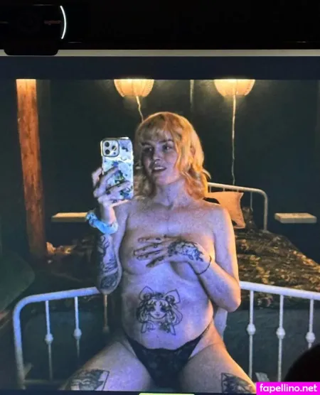 Milfmoder OnlyFans Thumbnail #QmUmeaZ3ex