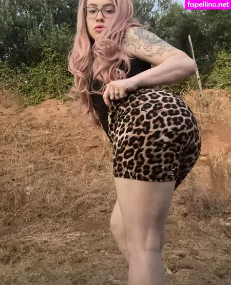 Milfryleerae OnlyFans Thumbnail #2FkV6MhHKM