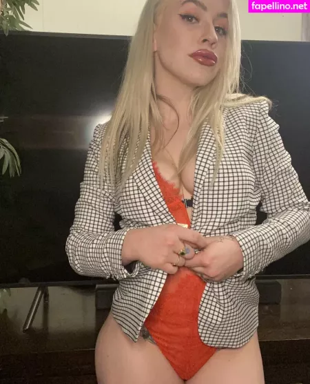 Milfryleerae OnlyFans Thumbnail #IOq7e814MY