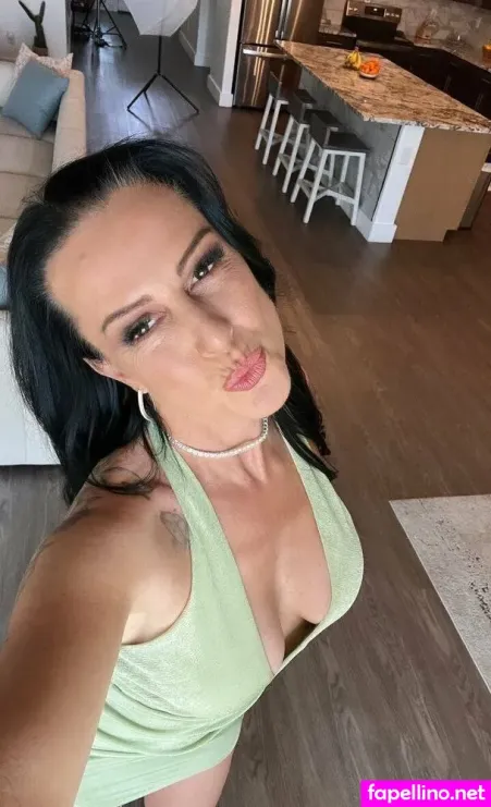 Milftexaspatti OnlyFans Thumbnail #OWHhTPK9Nw