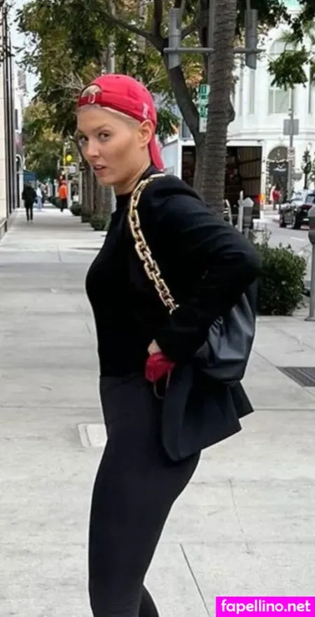 Milica Denise Umicevic OnlyFans Thumbnail #g10Y1AtCFi