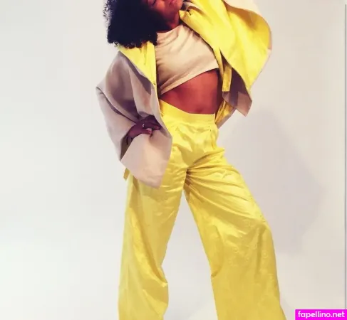 Milka Loff Fernandes OnlyFans Thumbnail #7BezEWQzG9