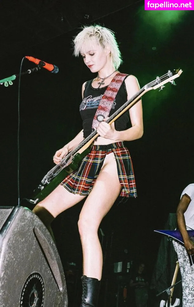 bassist, milkie.way Nude Leaked OnlyFans Photo #0V3m4J7LEL