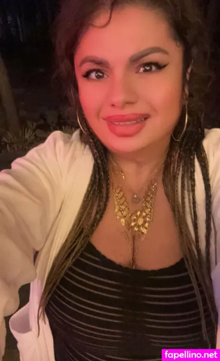 Milkmomlove OnlyFans Thumbnail #UOWWGVc8QH
