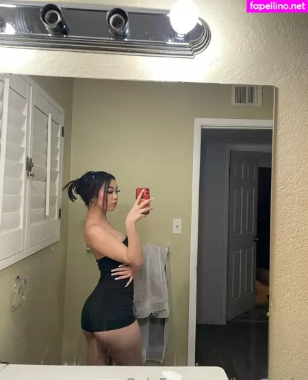 Milkteakitty OnlyFans Thumbnail #Ug0zZncTq1